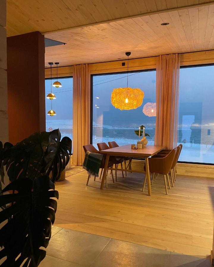 Ekkeroy Lodge - Arctic Living Vadsø Esterno foto