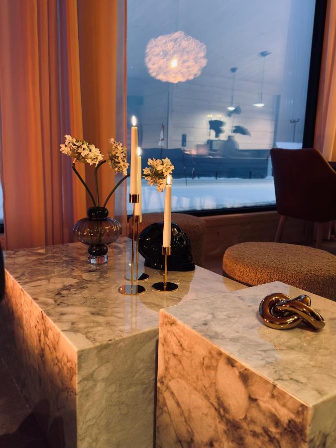 Ekkeroy Lodge - Arctic Living Vadsø Esterno foto