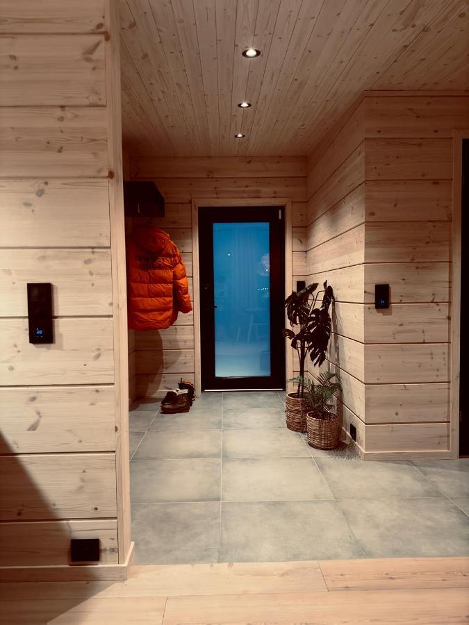 Ekkeroy Lodge - Arctic Living Vadsø Esterno foto