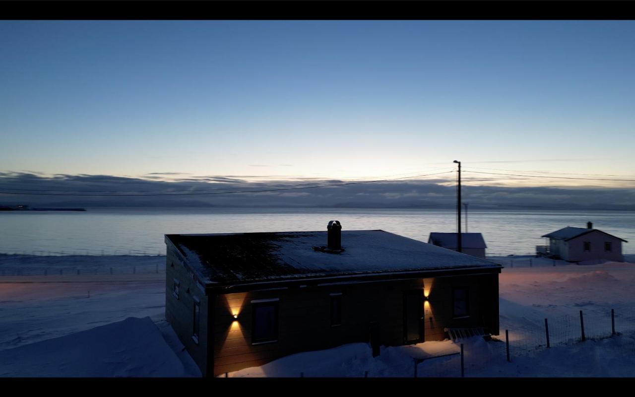 Ekkeroy Lodge - Arctic Living Vadsø Esterno foto